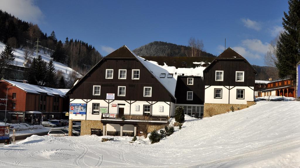 Hotel Hela Pec pod Snezkou Luaran gambar