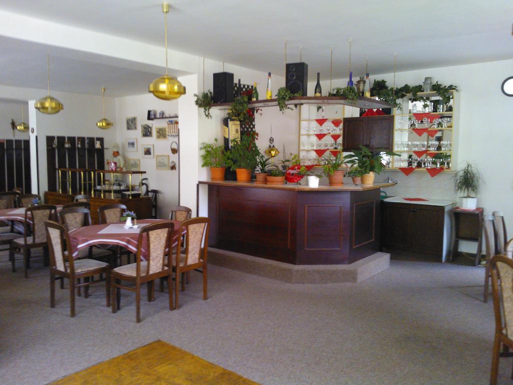 Hotel Hela Pec pod Snezkou Luaran gambar